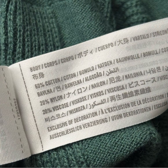 A&F Textural Button-Through Sweater Polo Shirt Size Medium Green New Relaxed Fit - Picture 7 of 7